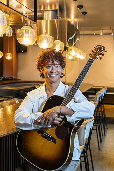 新里英之（HY）